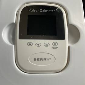 Sensorbm1000a Berry Pulse Oximeter Spo2 New