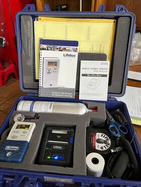 Ev30 Lifeloc Alcohol Breathalyzer With Case And Supplies