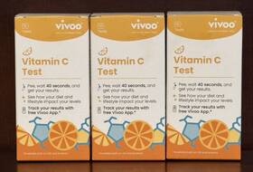 Vivoo 860010099582 Vitamin C Test Strips 30 Tests Urine Wellness Kit With App Track Results