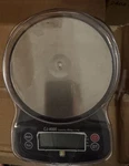 Jennings CJ-4000 Digital 4000G X 0.5G Jscale Black W/ Adapter. Fixed Price $15.00.