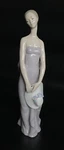 Lladro Porcelain 5598 Bridesmaid Young Girl Wedding Figurine - 8.5". Fixed Price $74.50.