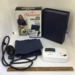 Sunbeam - Vtg Digital Blood Pressure Monitor Model 7622 Original Box & Case. Fixed Price $19.99.