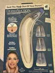 New Dermasuction Bulbhead Blackhead And Pore Cleaning Tool Device Vacuum. Fixed Price $13.00.