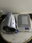 Blood Pressure Monitor Omron Upper Cuff BP762 Works. Fixed Price $15.99.