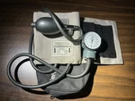 Omron Marshall Sphygmomanometer Aneroid 6515-01-039-4884 1F595 065522. Fixed Price $24.94.