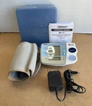 Omron Automatic Blood Pressure Monitor Comfit Cuff HEM-780 With Case. Fixed Price $10.00.